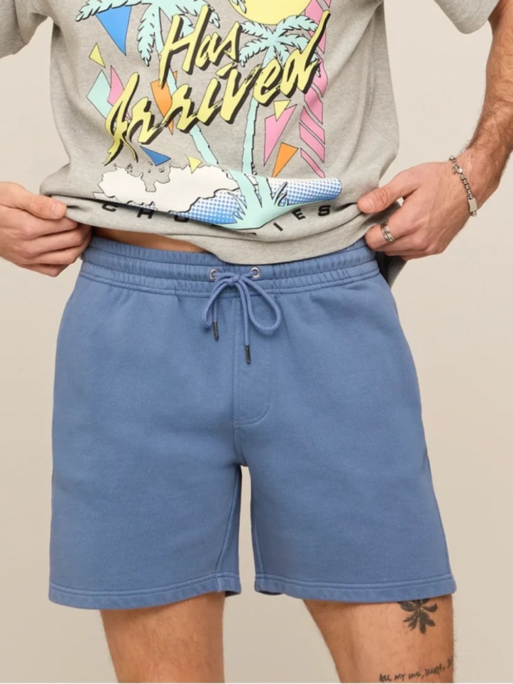NWT chubbies Comfort Short The electric Skies Sz S